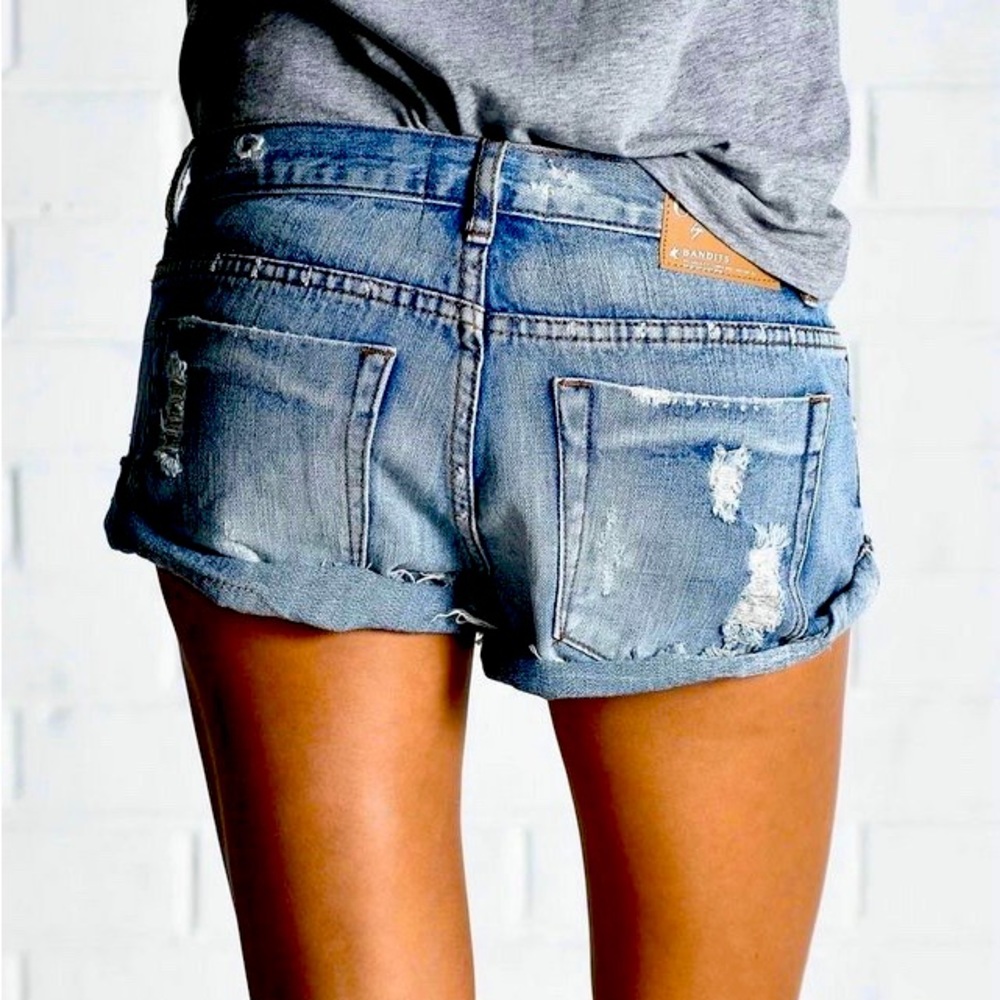 One teaspoon bandit shorts. Size 29, new.